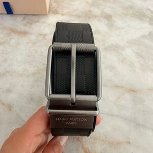 LV Mens Reversible Black/Brown Belt